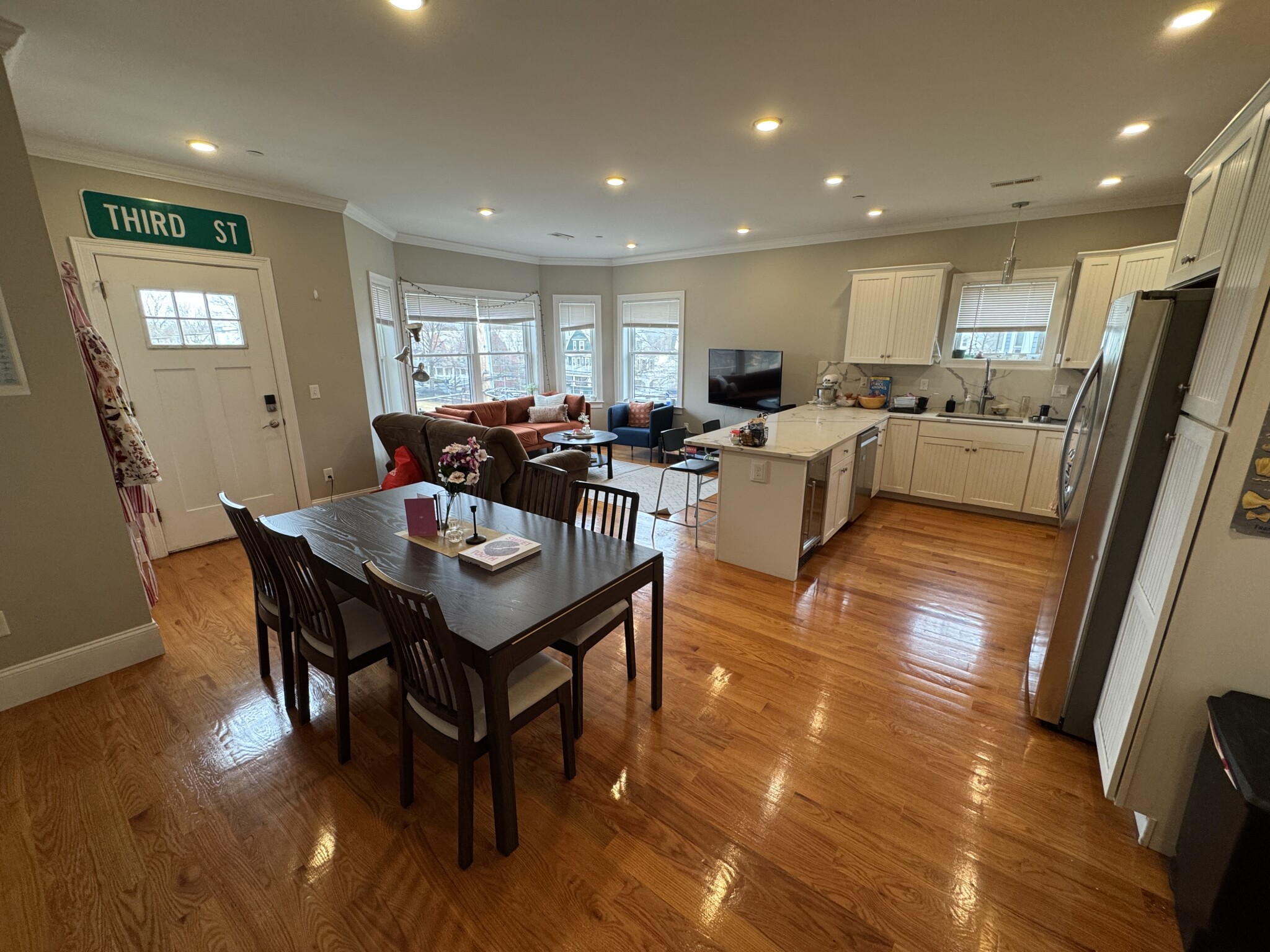 116 Holland St, Davis Square