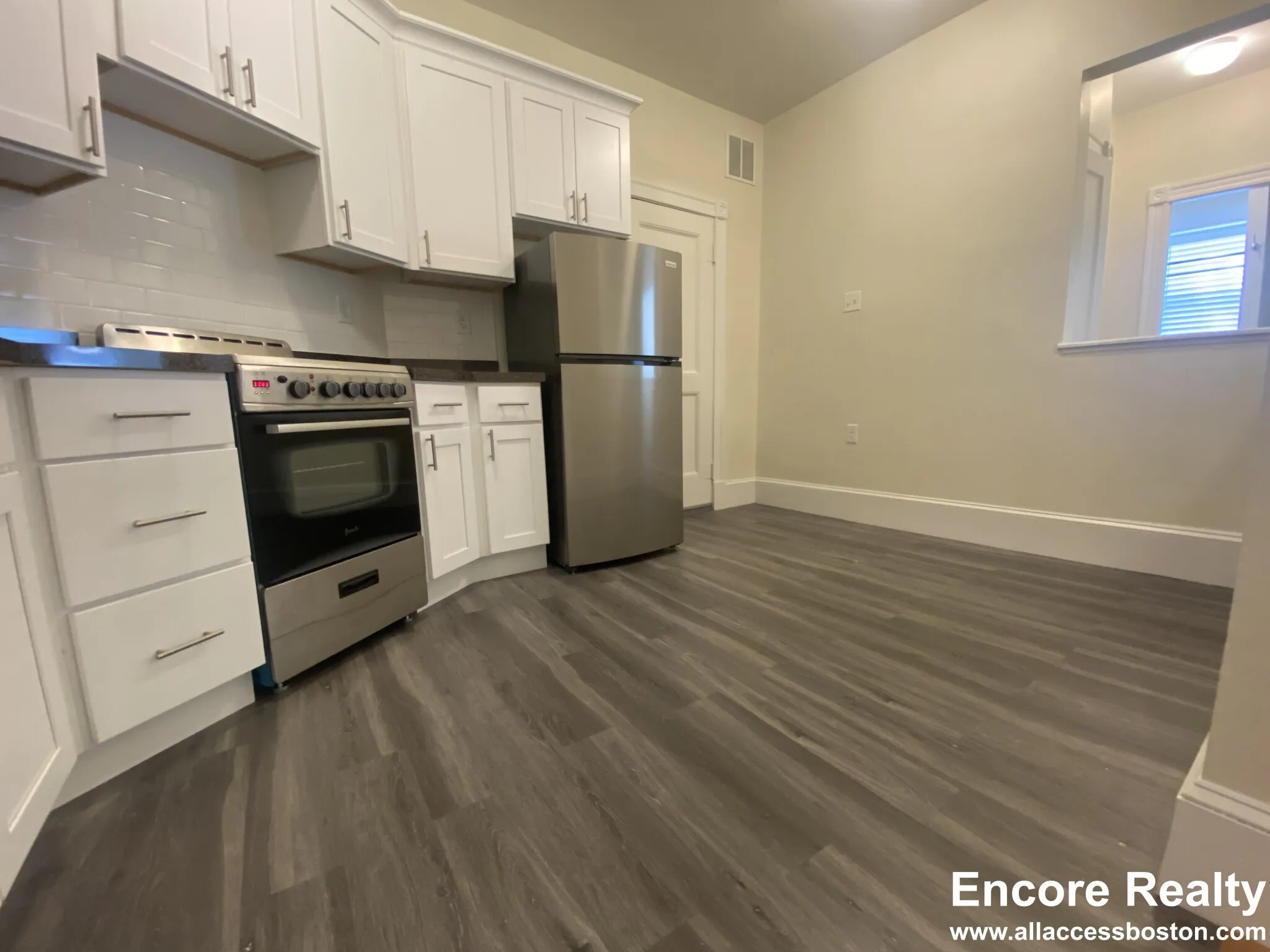 1595 Beacon St, Brookline