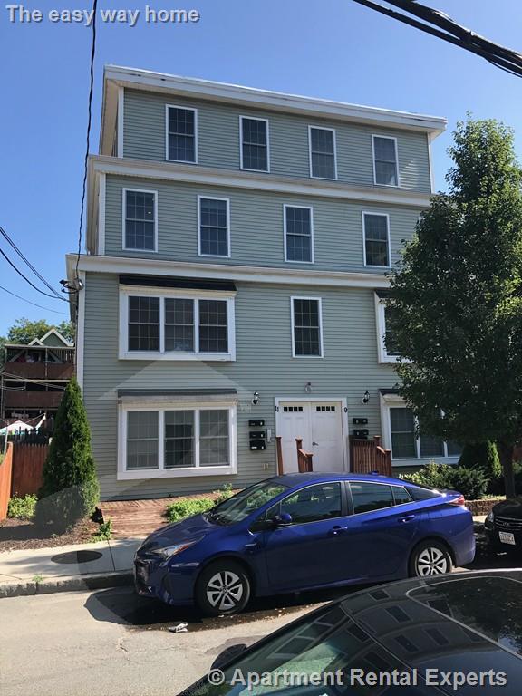 11 Everett Ave, East Somerville