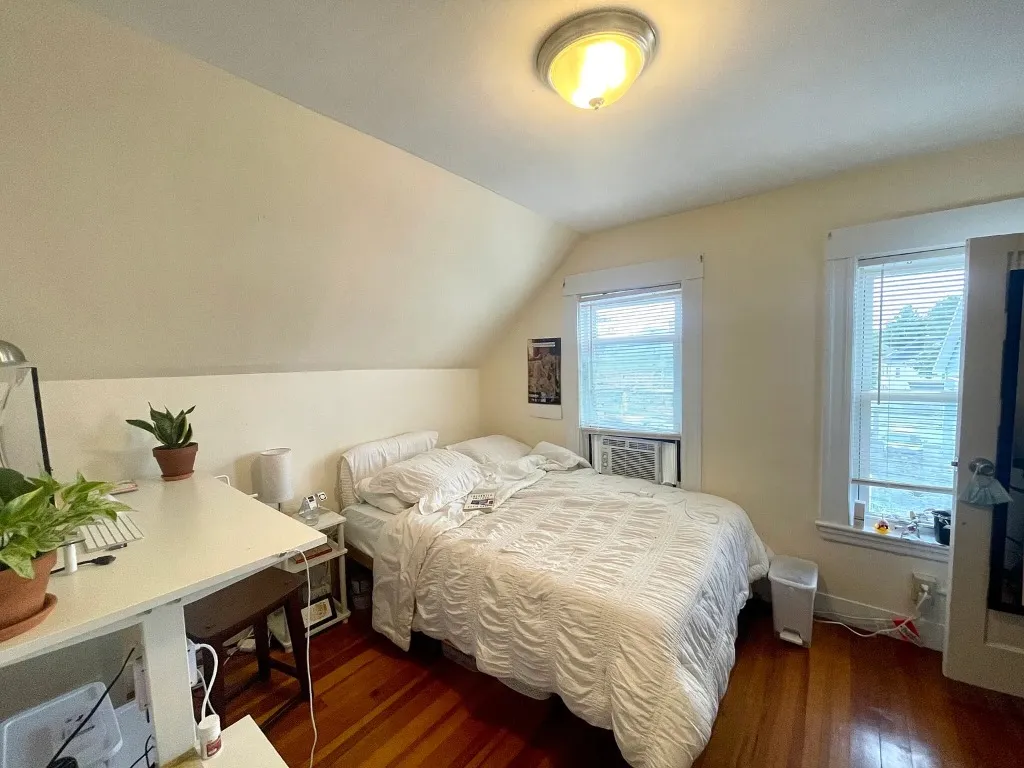 123 Winthrop St, Medford