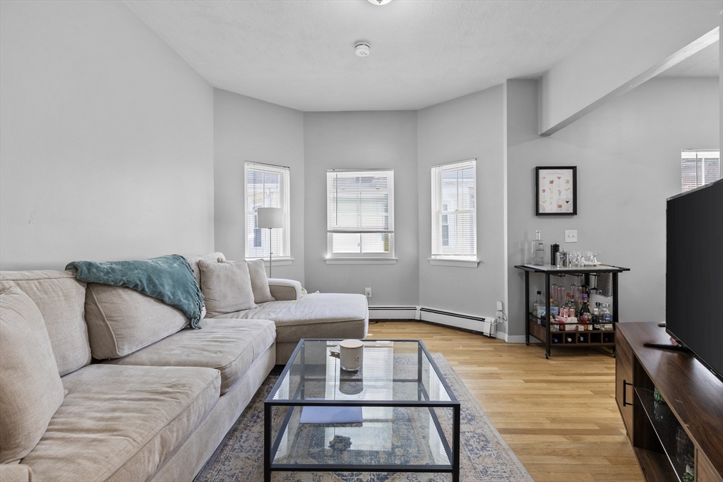 34 Edison Green, Dorchester