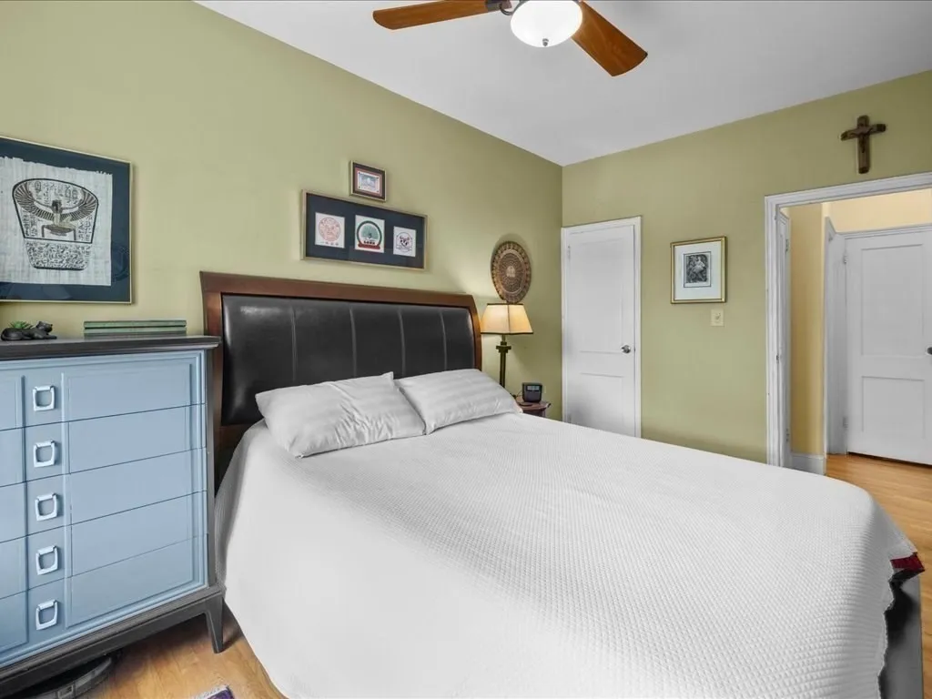 228 Commonwealth Ave, Back Bay