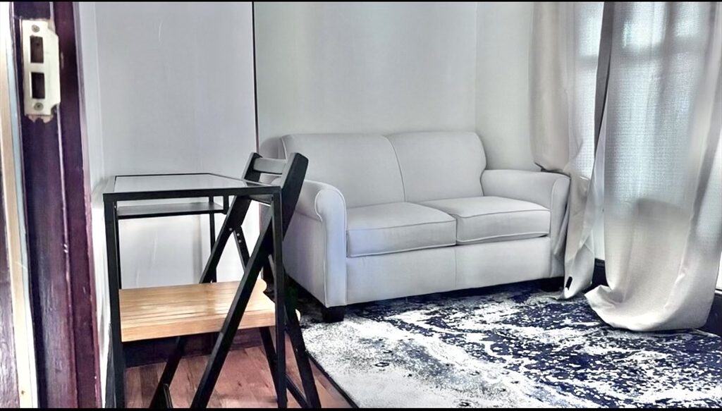 135 Mills St, Malden