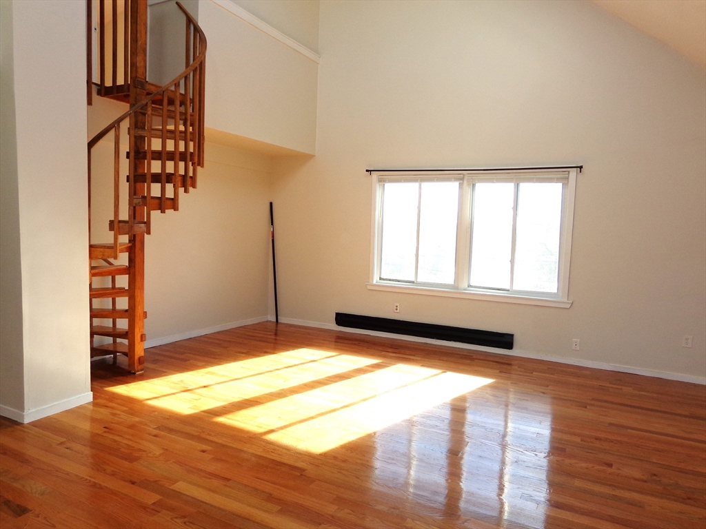 25 Acton St, Watertown