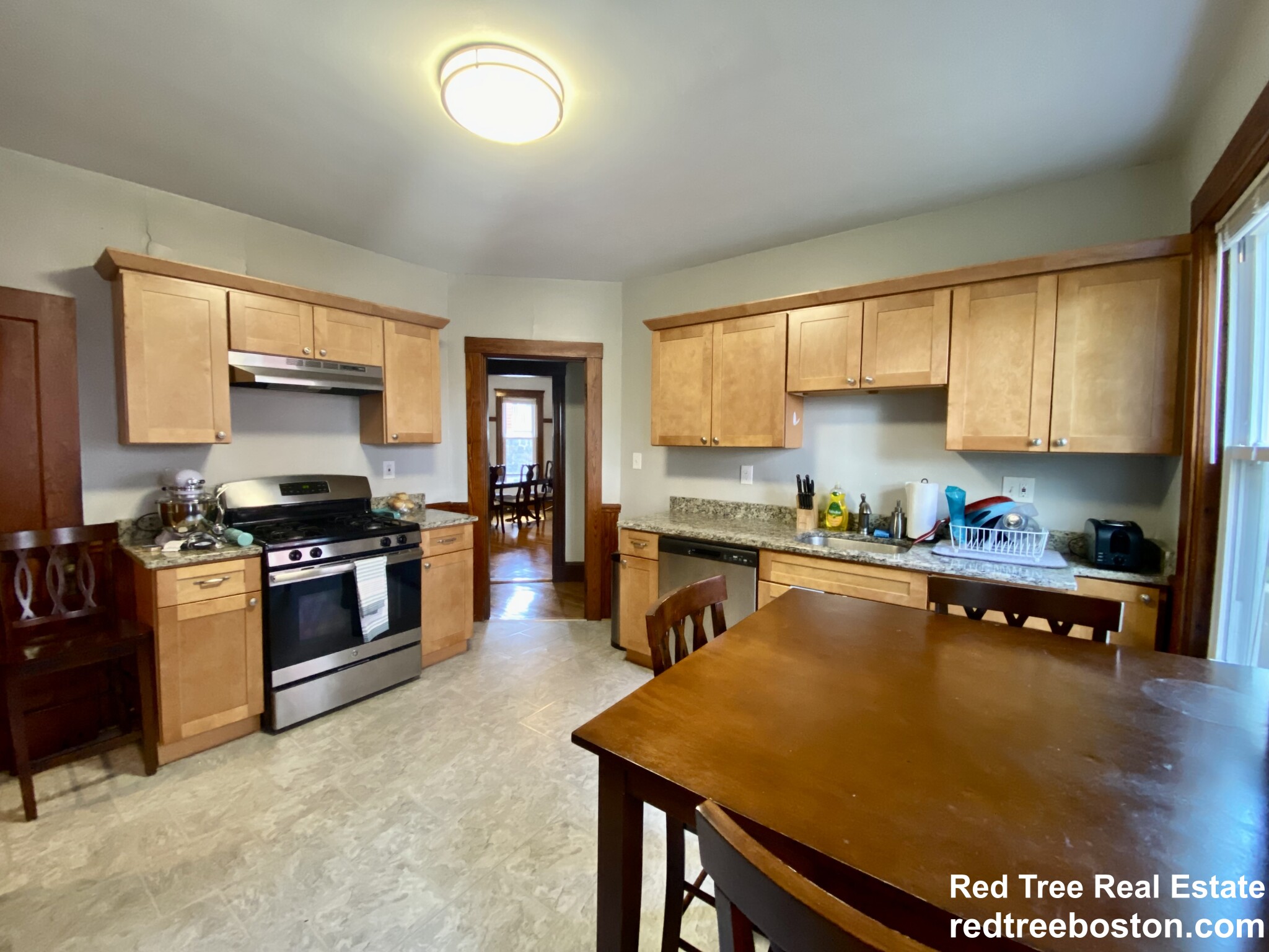 11 Parkton Rd, Jamaica Plain