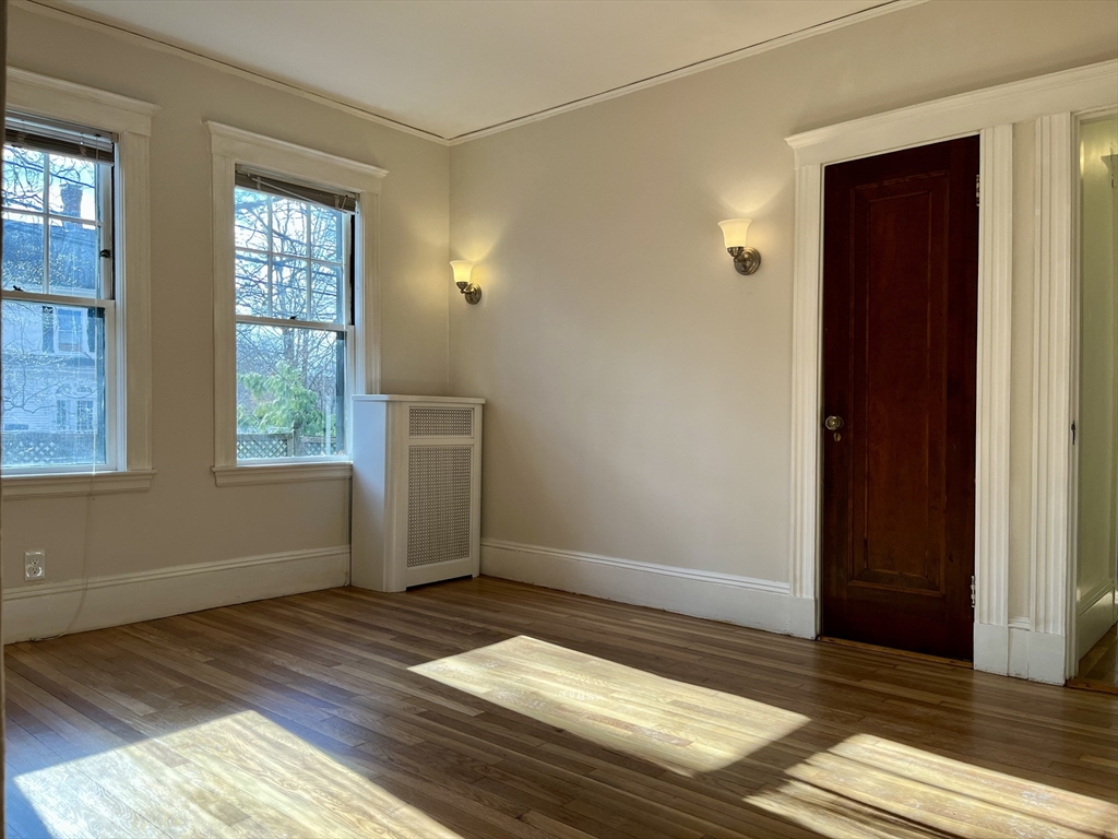 32 Goodrich Rd, Jamaica Plain