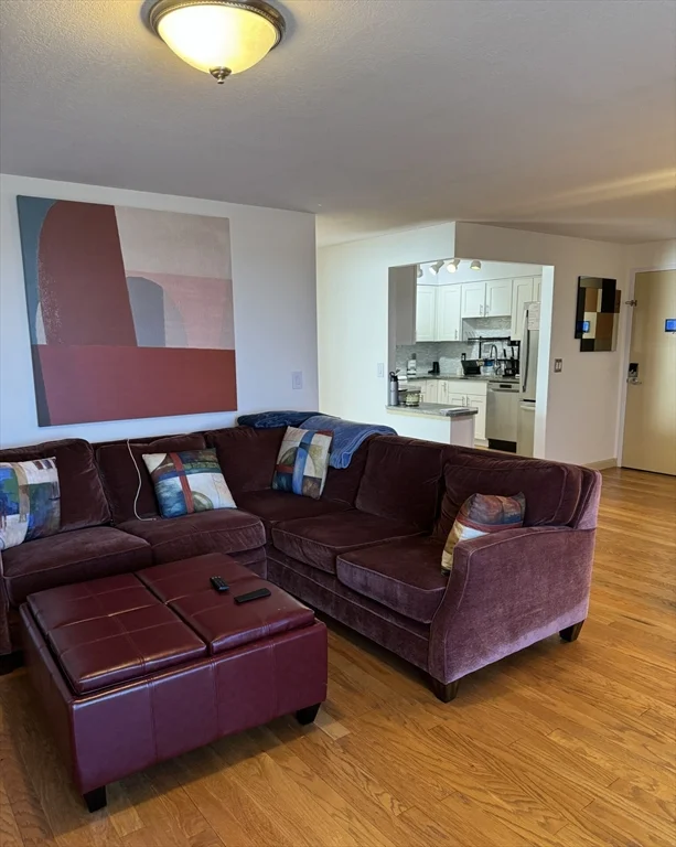 62 Ridgemont St, Allston