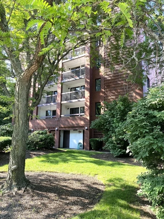 366 Quincy Ave, Quincy