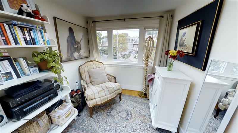 8 Claremon St, Teele Square