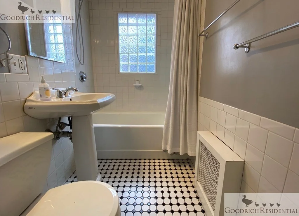 23 Goldsmith St, Jamaica Plain