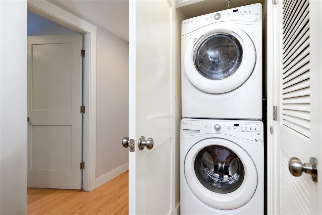 2025 Commonwealth Ave ,, Brighton