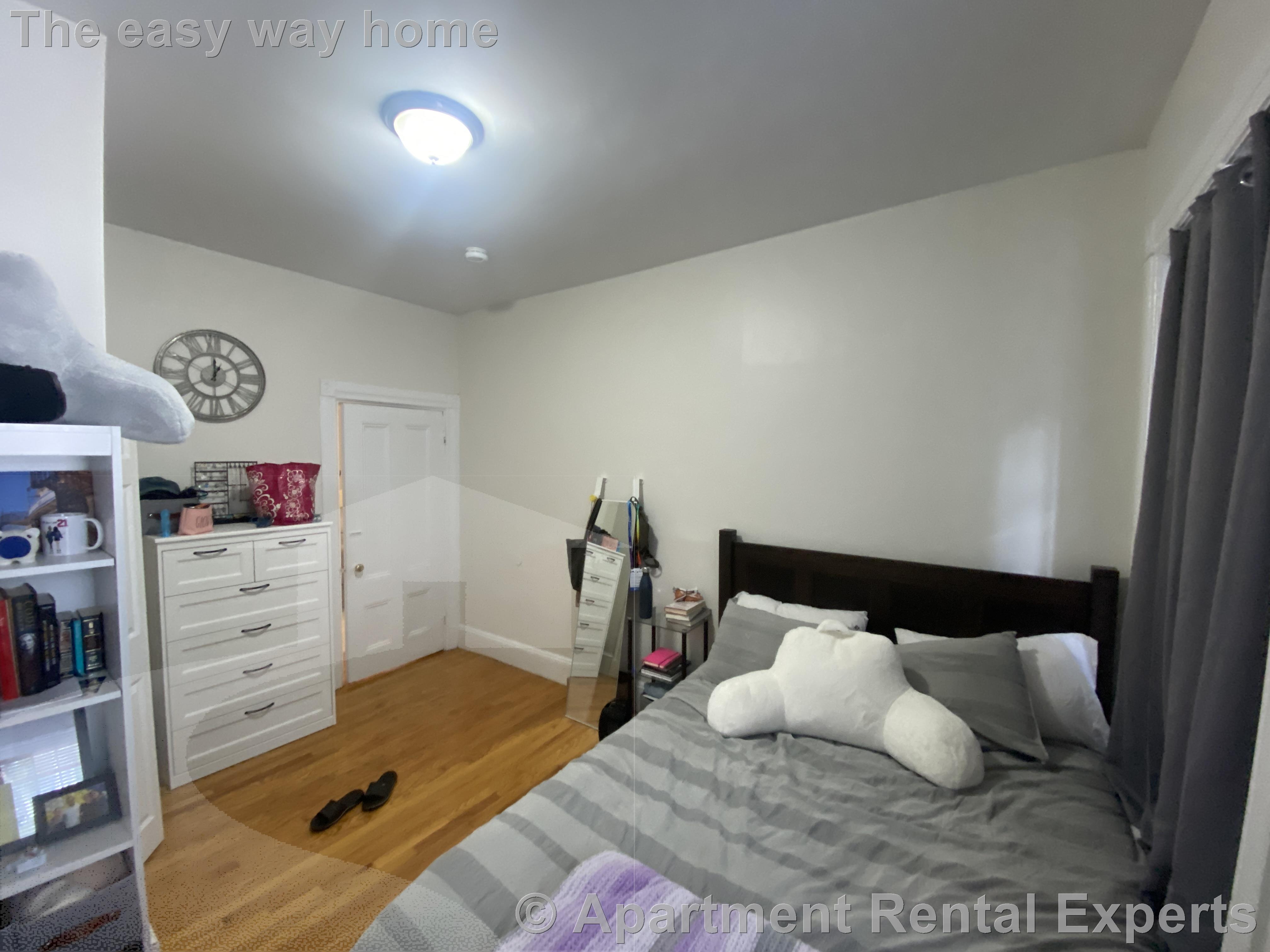 891 Massachusetts Ave, Central Square