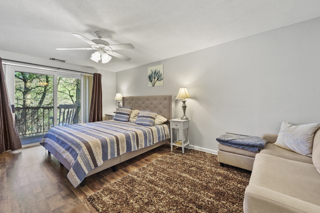 11 Ledgewood Way, Peabody