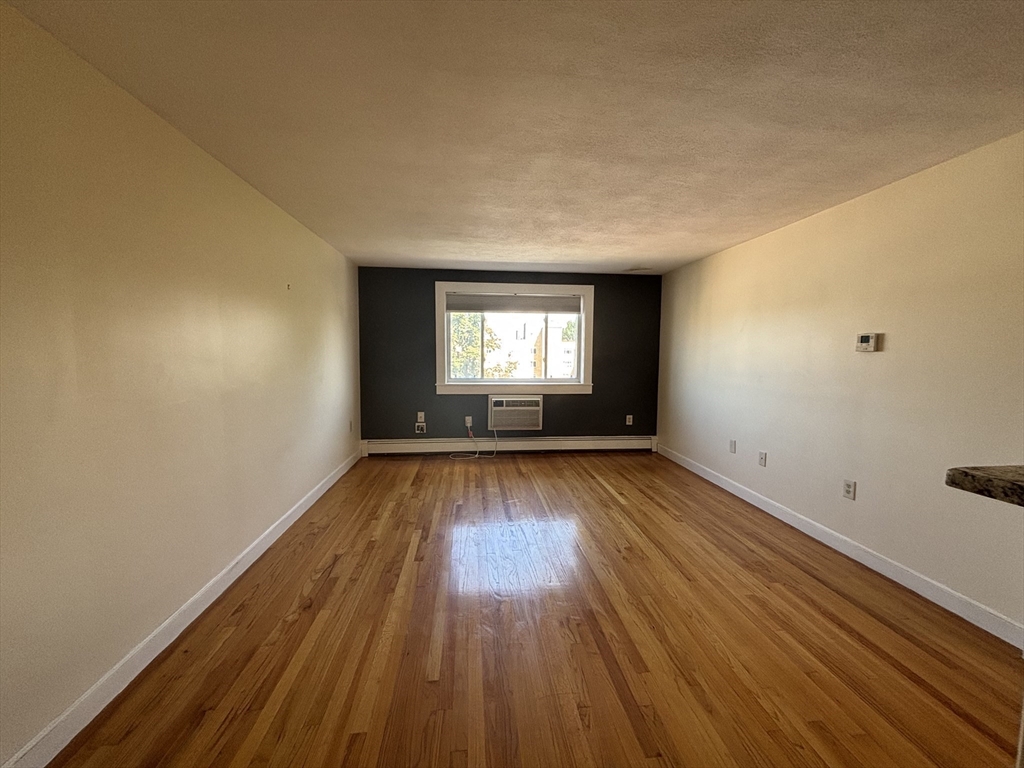 215 Massachusetts Ave, East Arlington