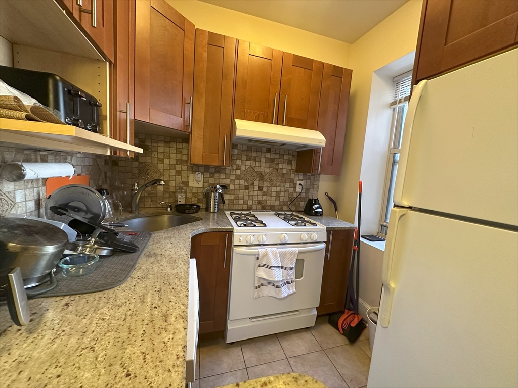 29 Queensberry St, Fenway