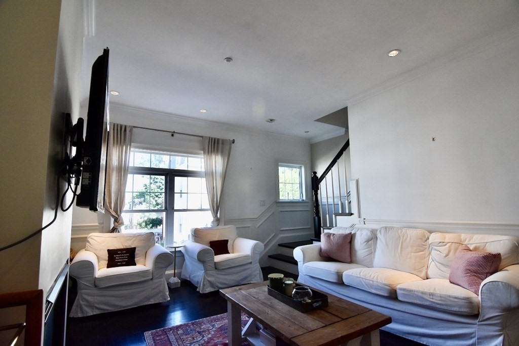 14 S Sydney St, Dorchester