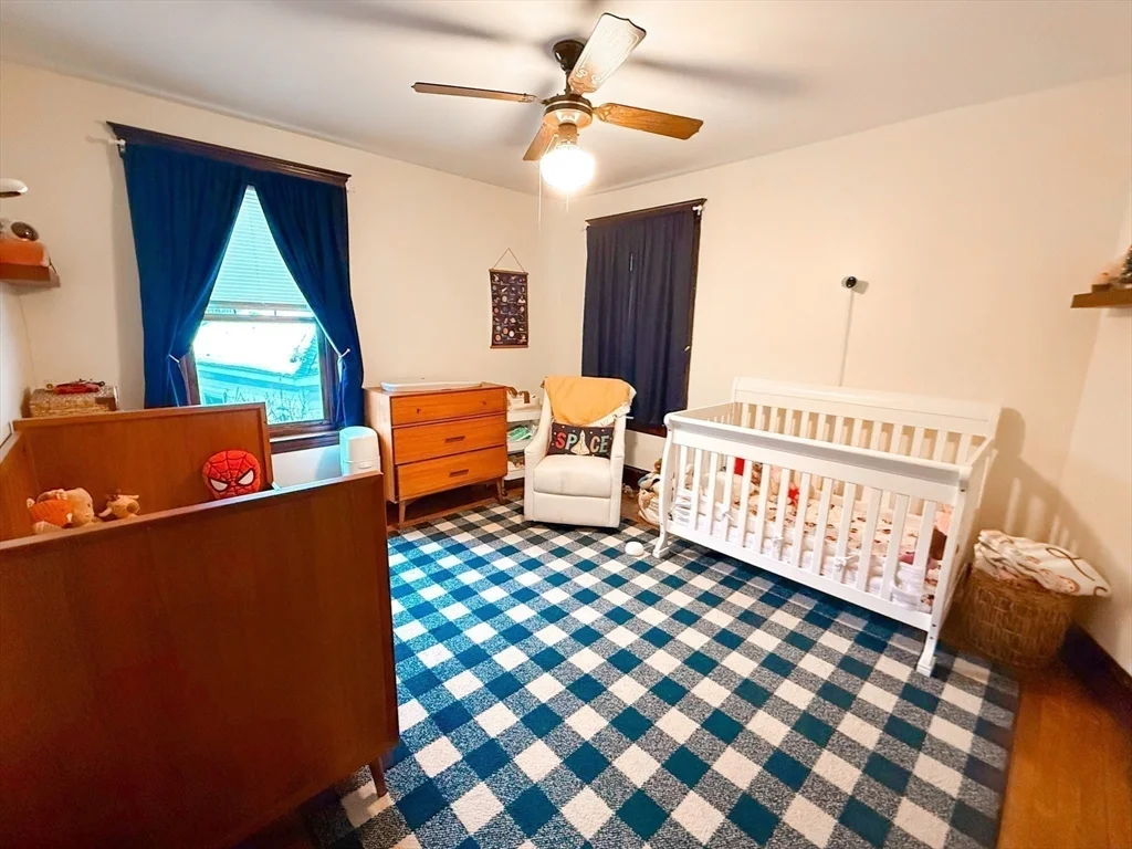 66 Riverview Ave, Waltham