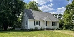 7 Evelyn Rd, Beverly