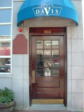 402 Highland Ave, Davis Square