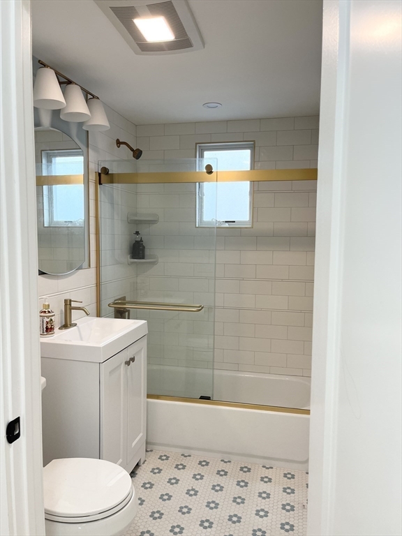 9 Hutchinson St, Dorchester