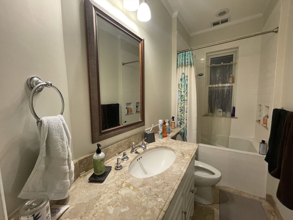 62 Chestnut St, Brookline