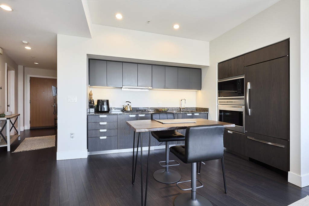 110 Stuart St, Back Bay