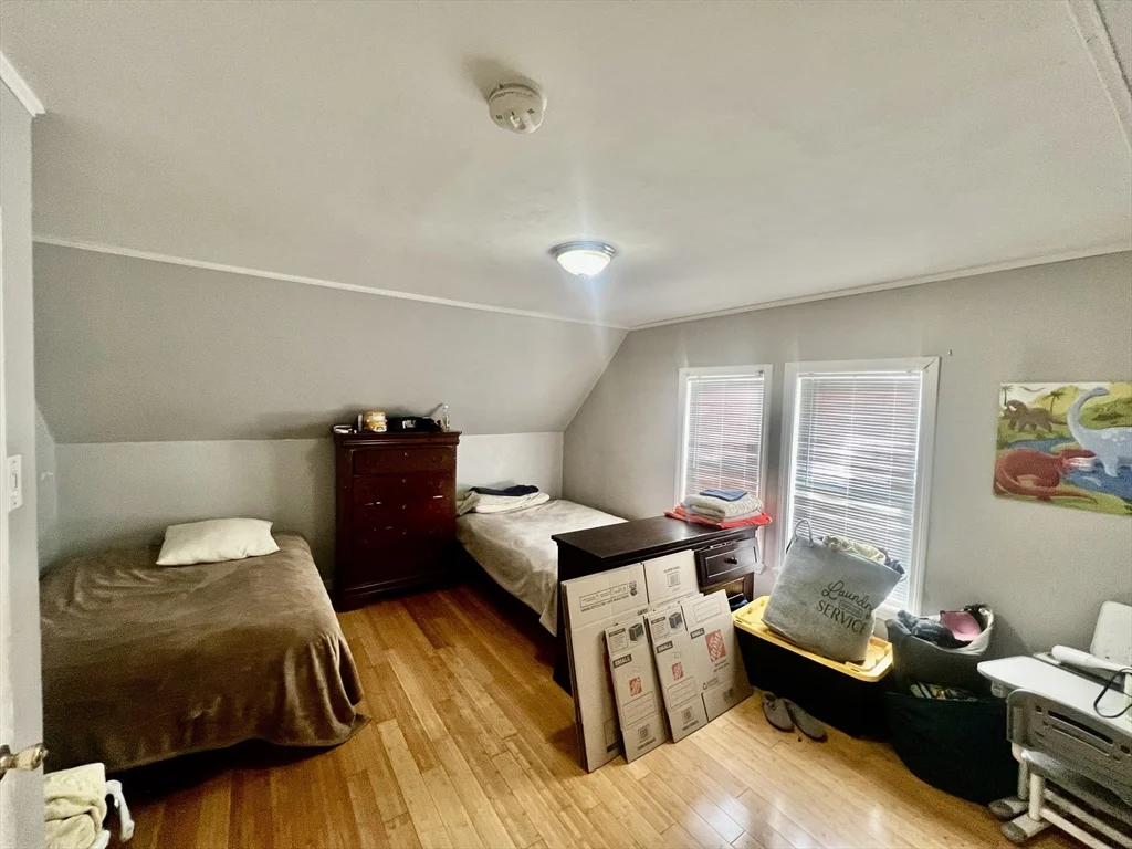 41 Pearl St, Everett