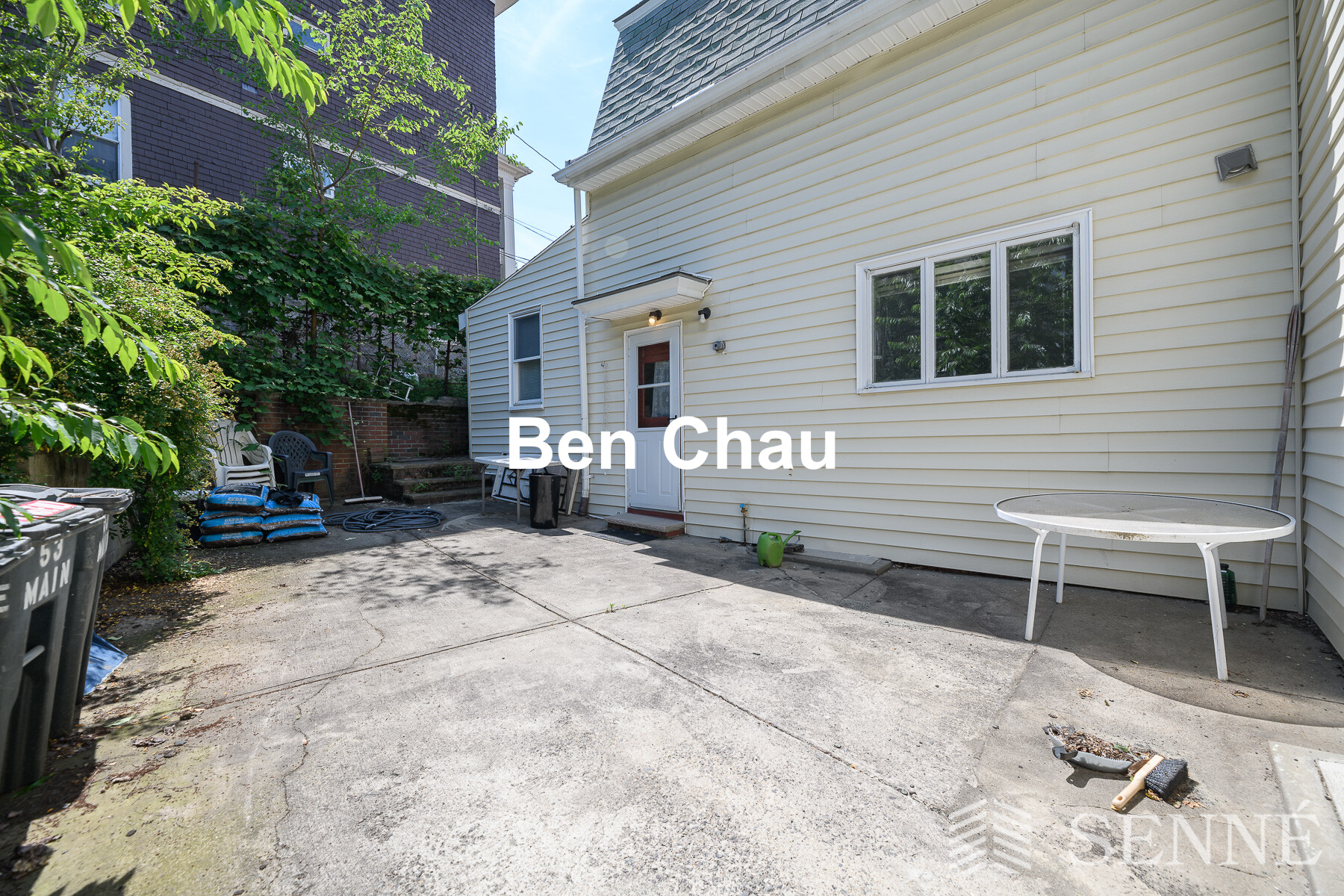 53 Main St, Winter Hill