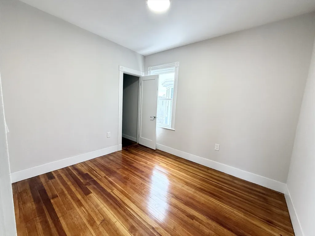 36 Raven St, Dorchester