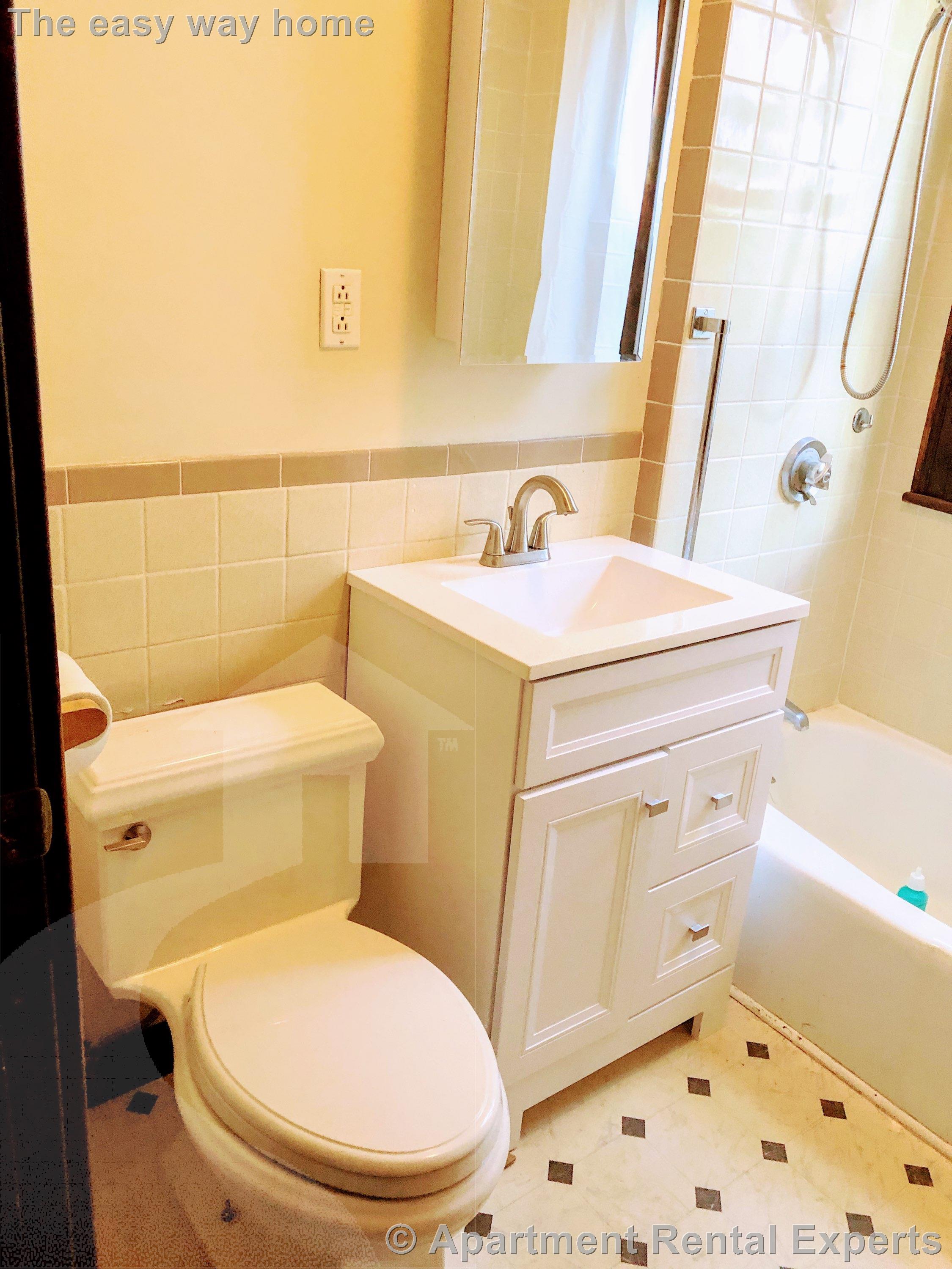 45 Locke St, Davis Square