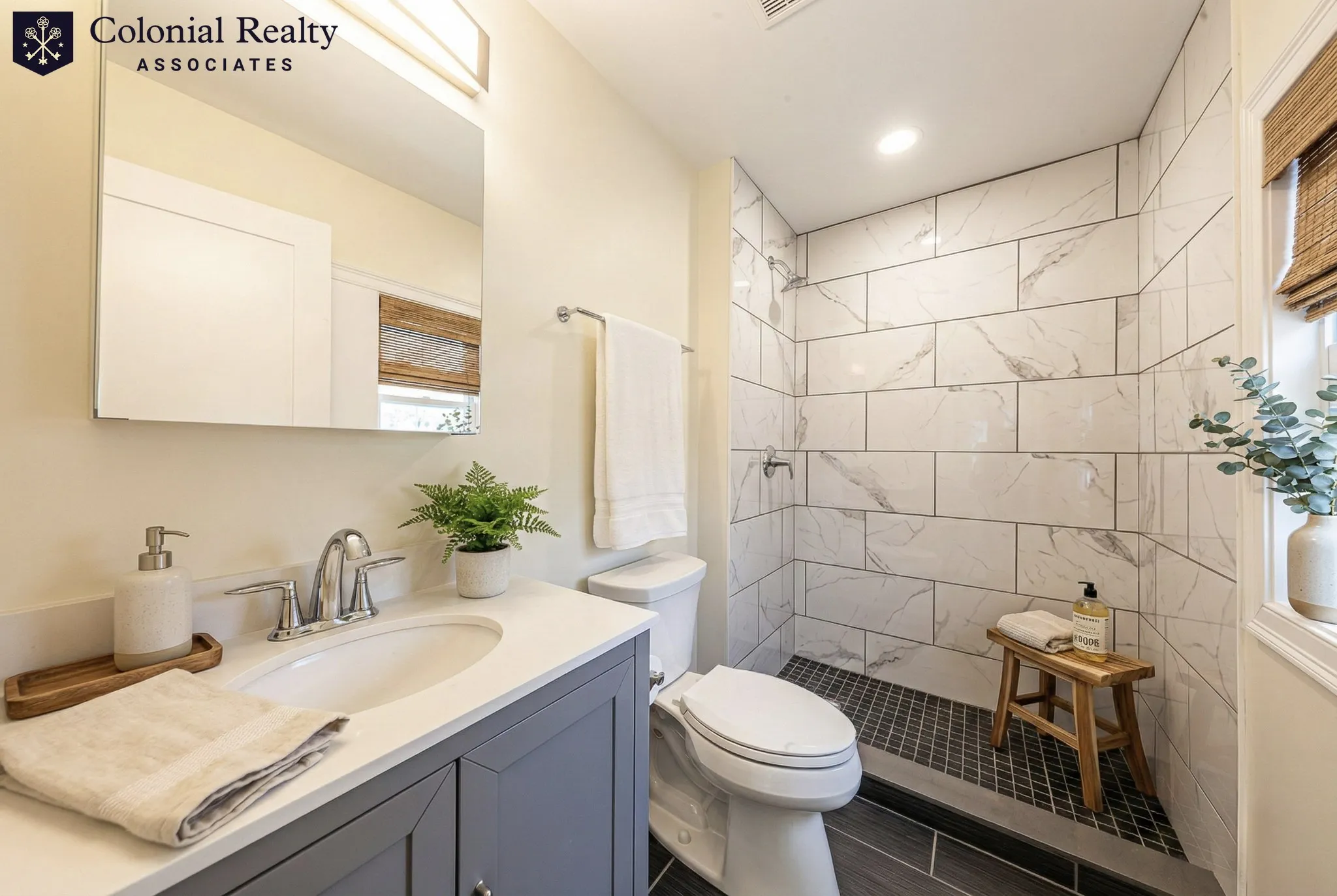 48 Caldwell Rd, West End