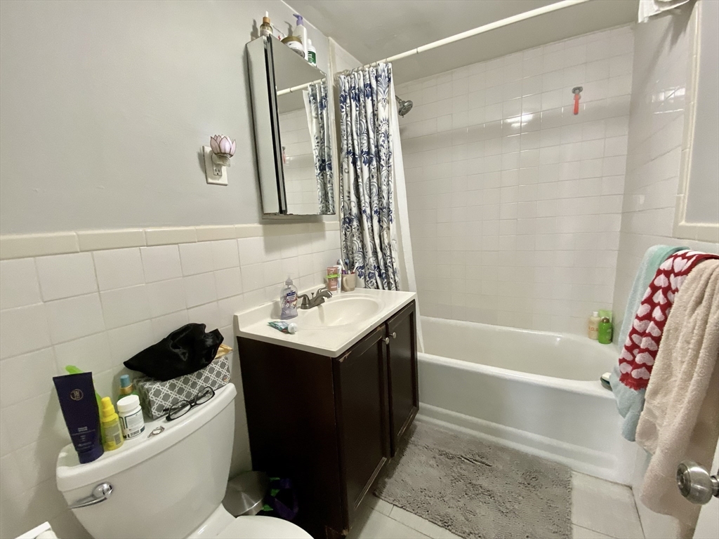 4907 Washington St, West Roxbury