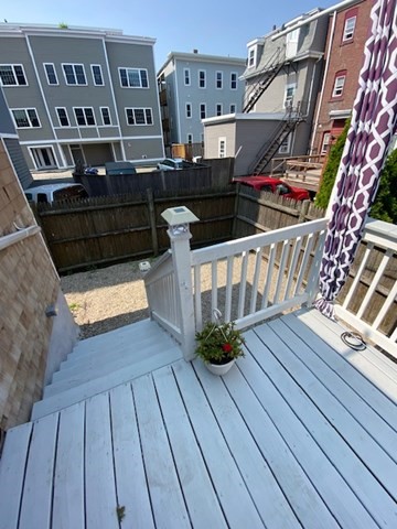 189 W Sixth St, South Boston