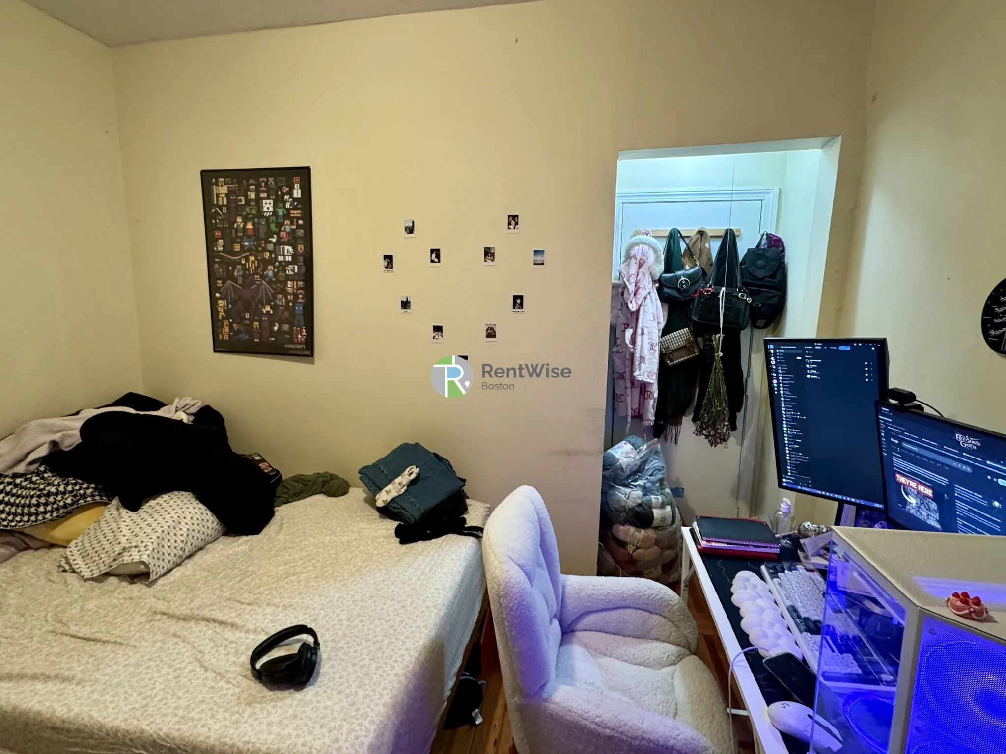 1132 Commonwealth Ave, North Brookline