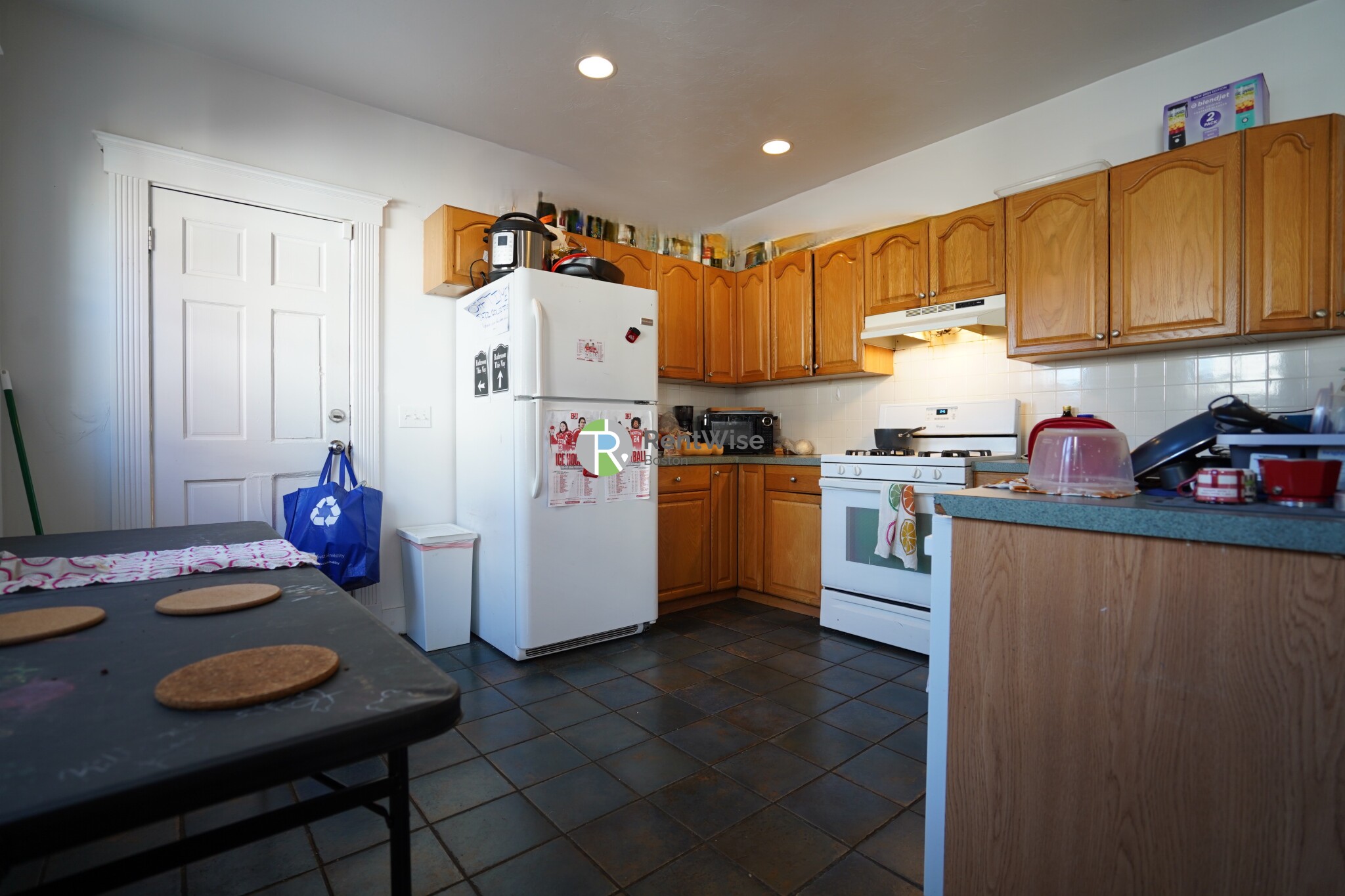 51 Gardner St, Allston