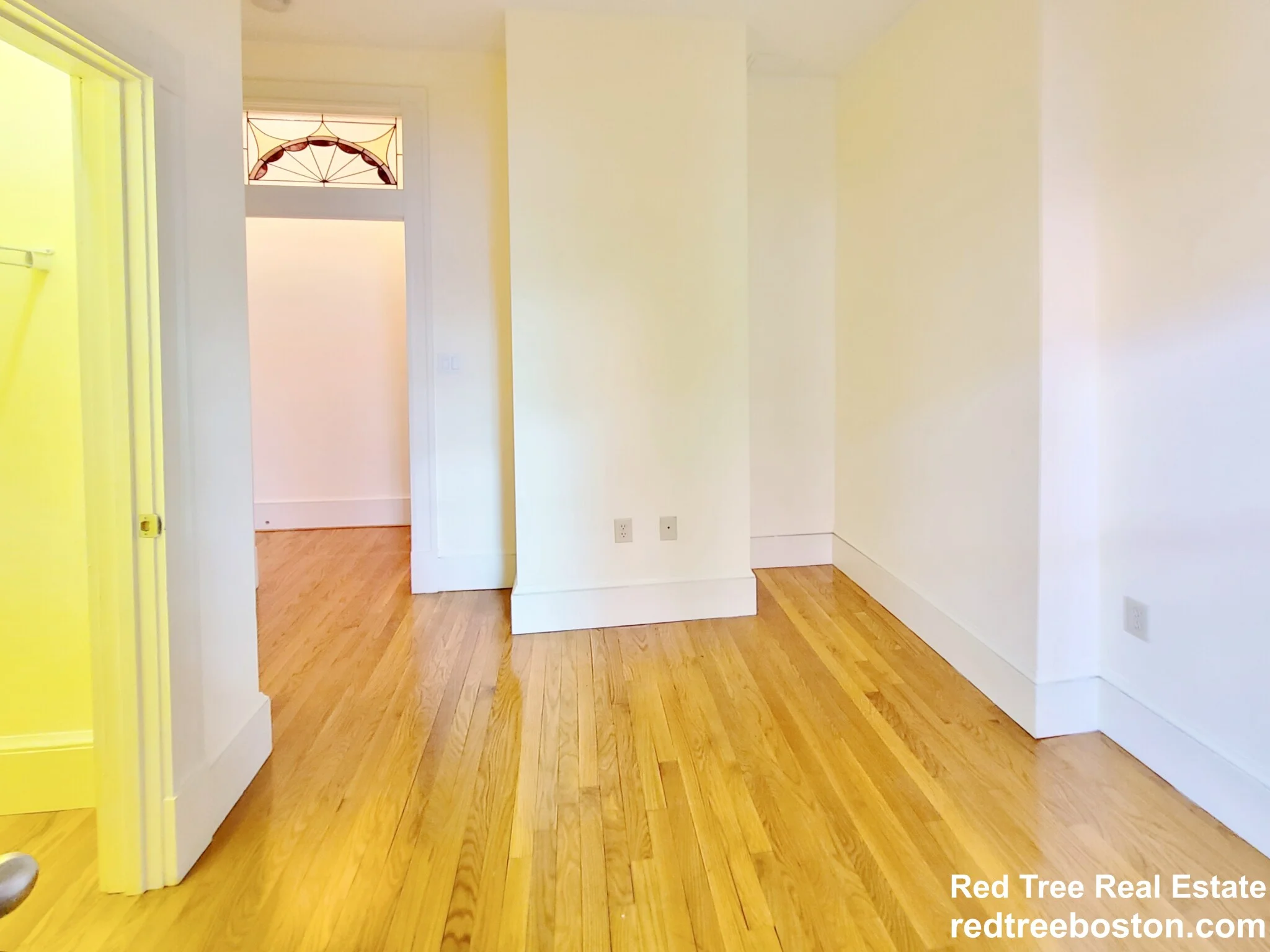 195 Commonwealth Ave, Back Bay