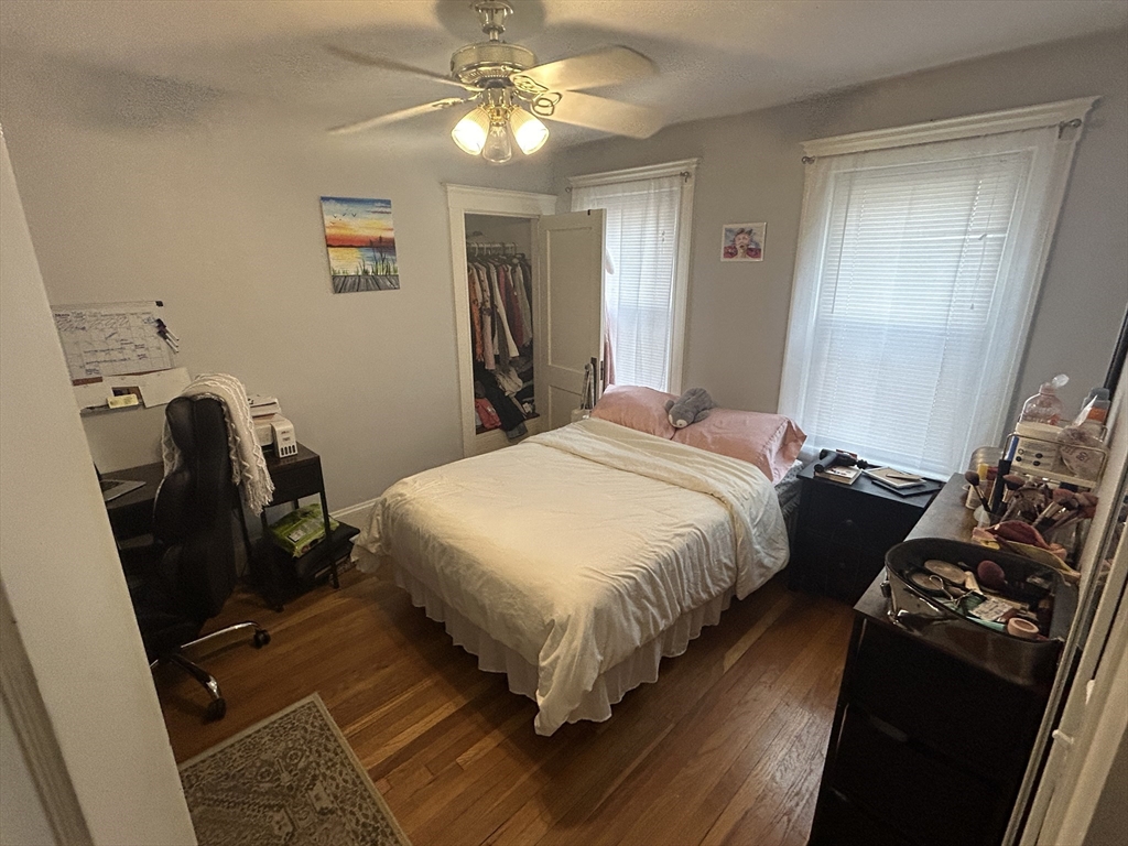 25 Irvington Rd, West Somerville