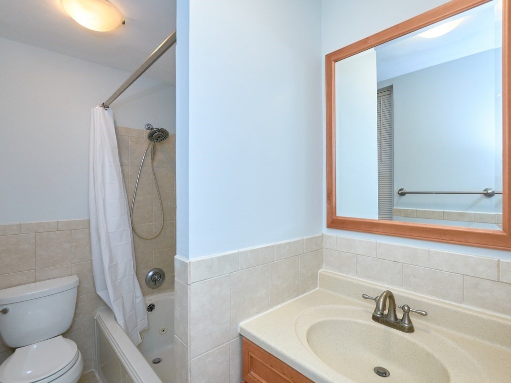 82 Jersey St, Fenway