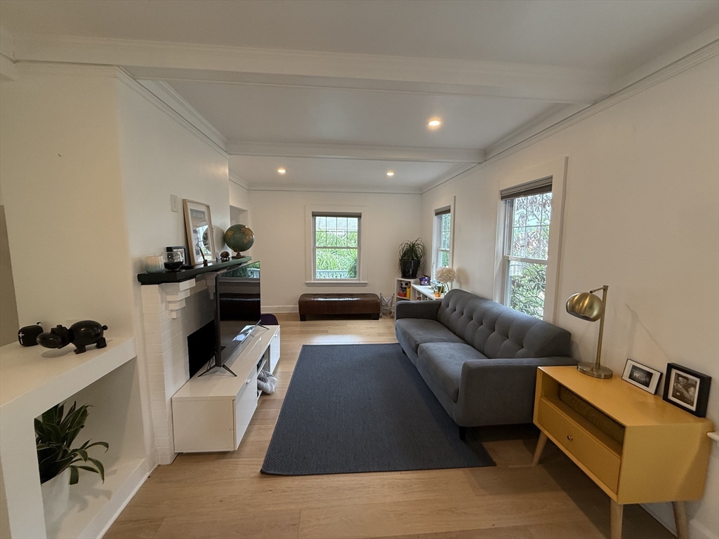 91 Brooks St, Brighton