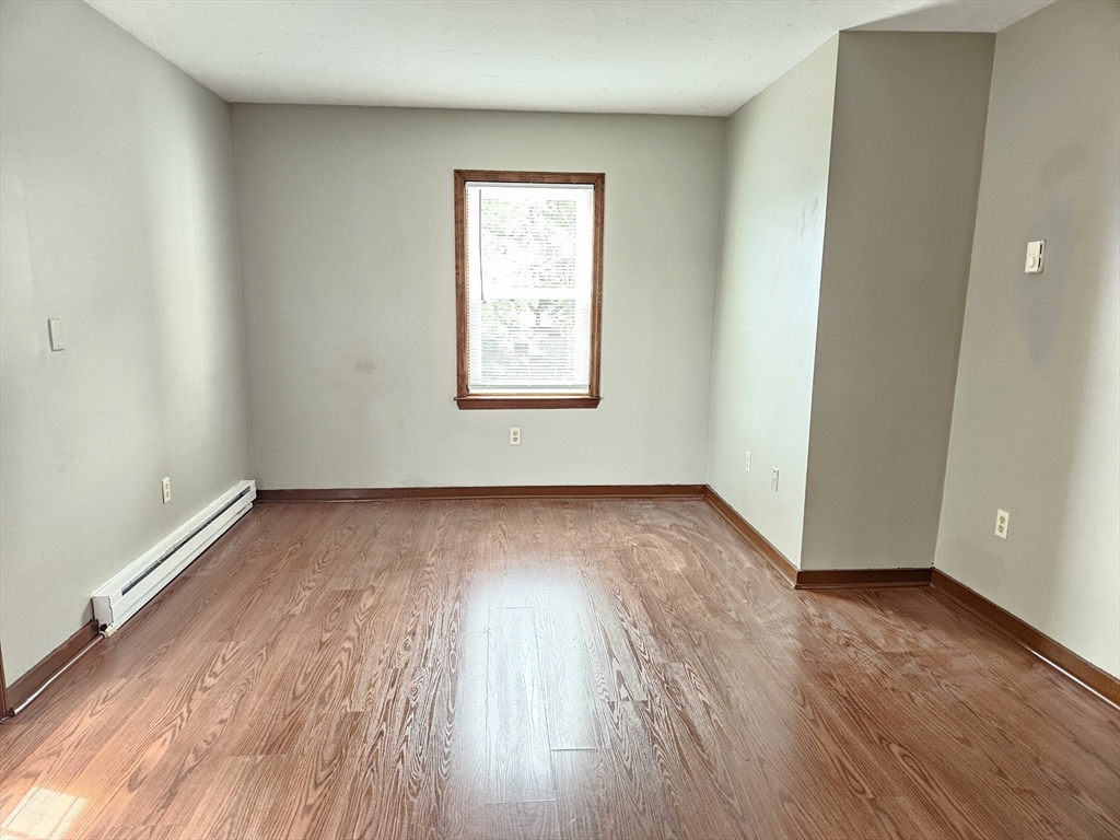 453 Pond St, Braintree