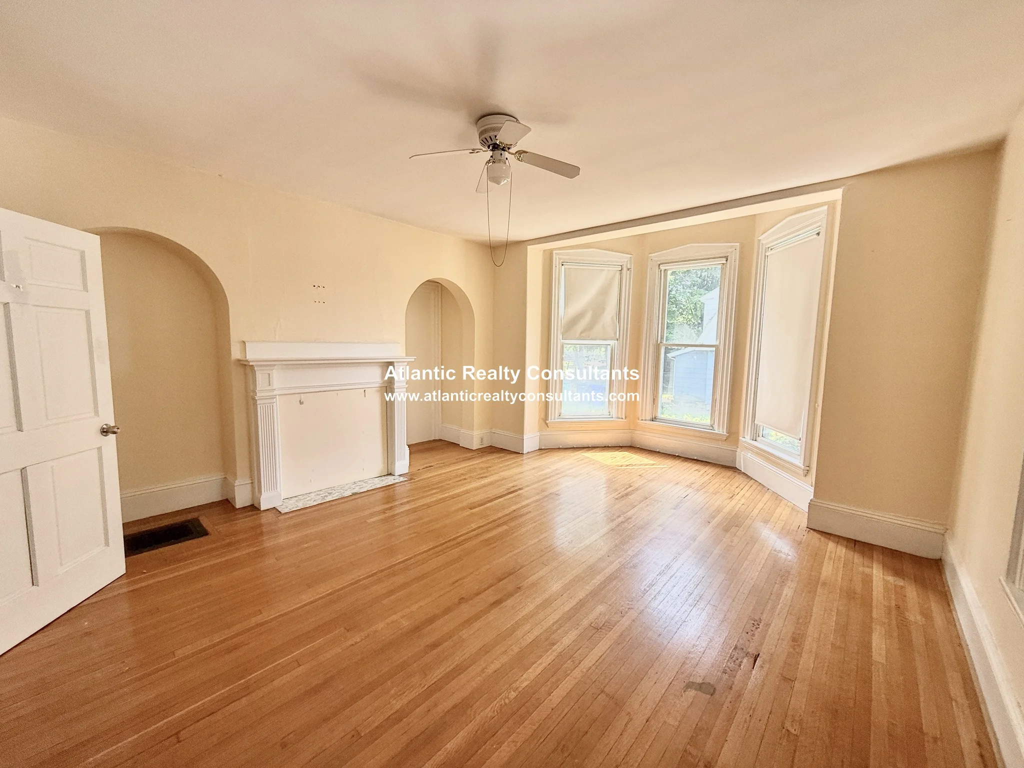 84 Walker St, Newtonville