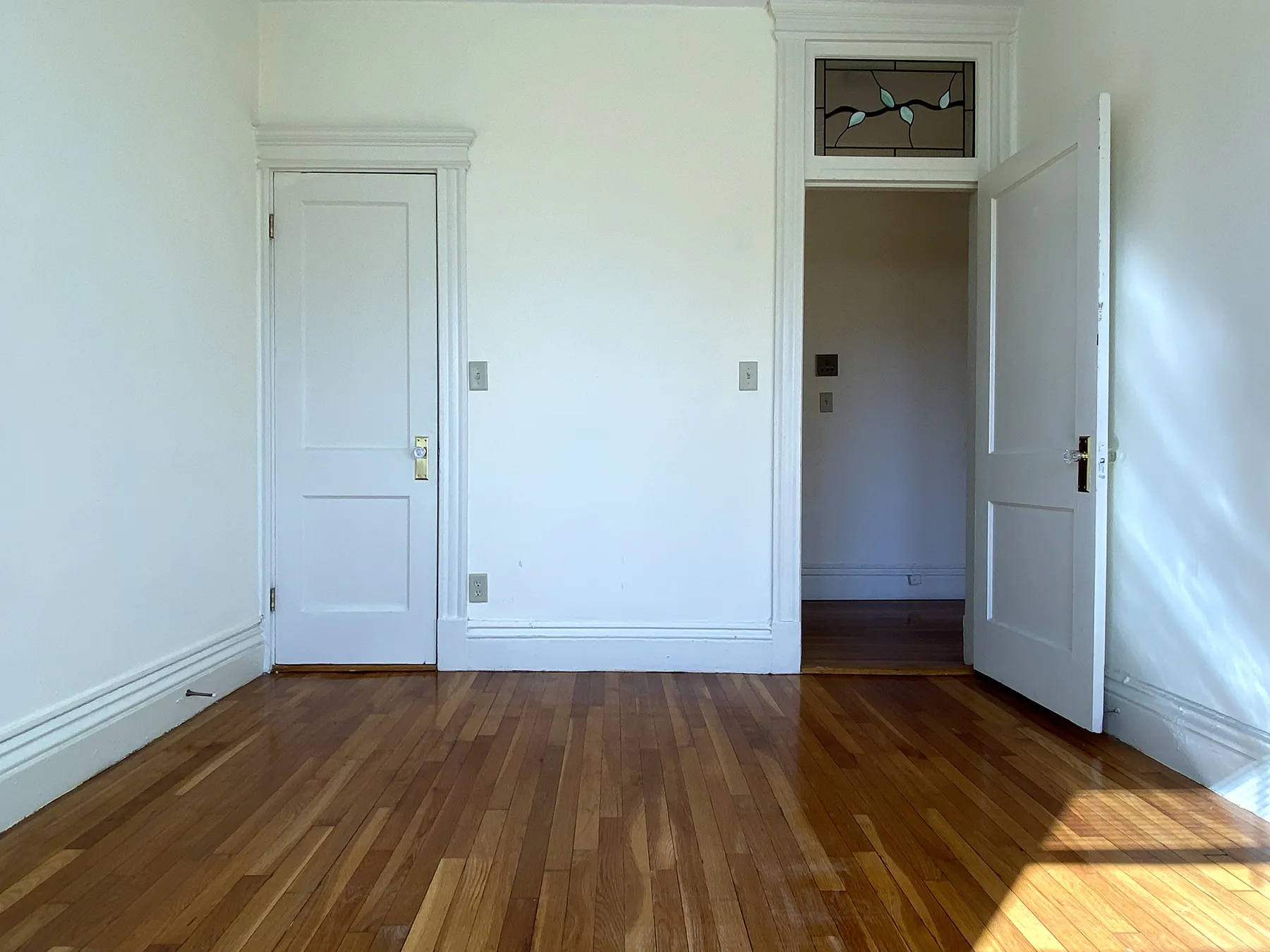 102 Queensberry St, Fenway