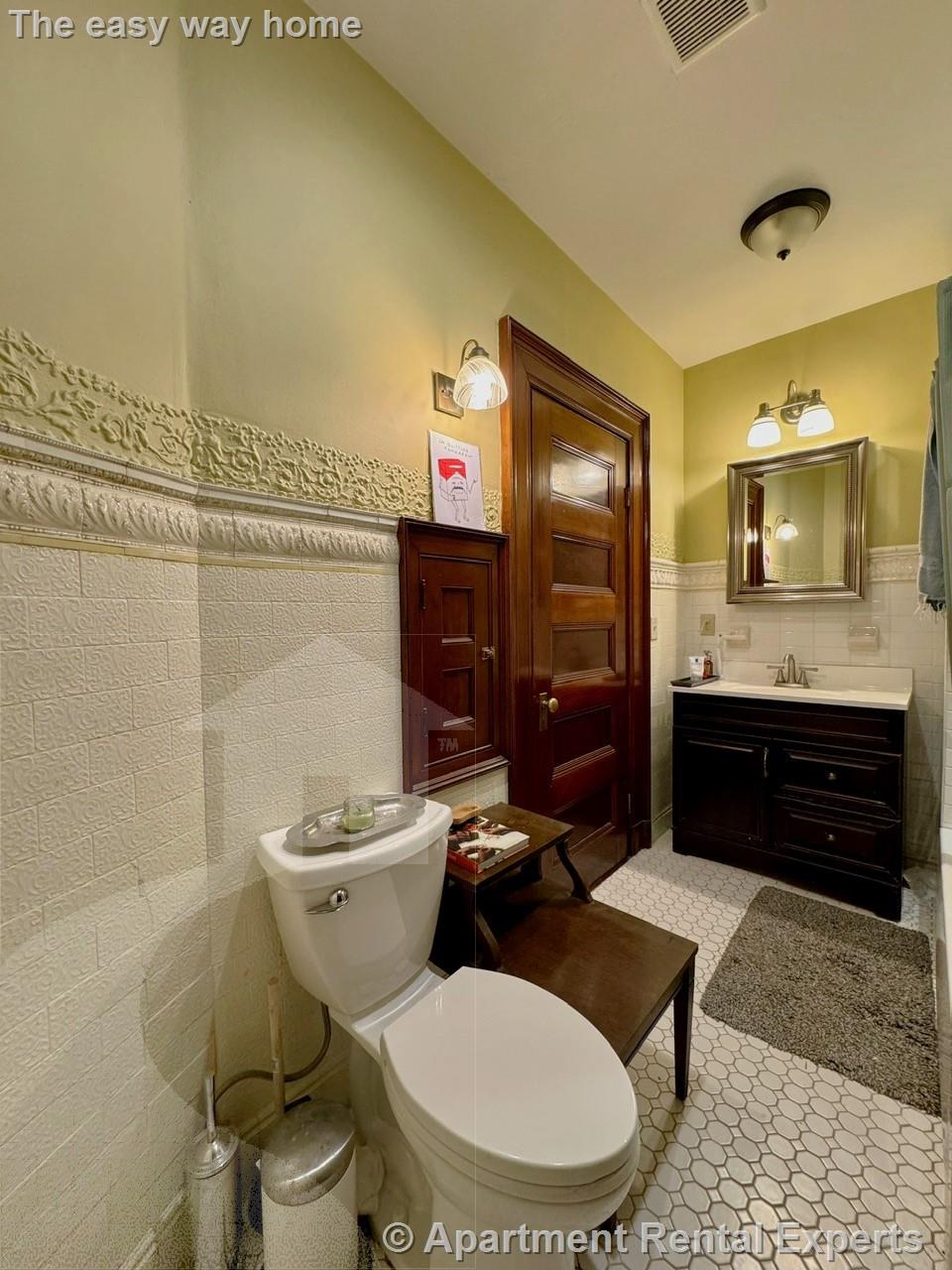 380 Broadway, Winter Hill