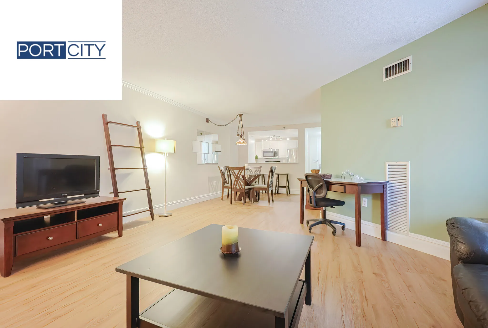 15 Beacon St, Downtown