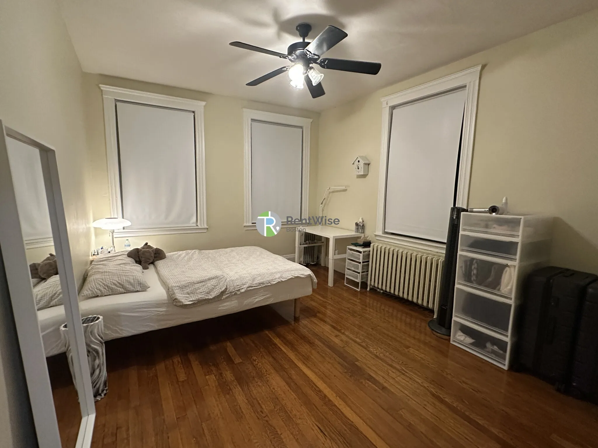 189 Chestnut Hill Ave, Brighton