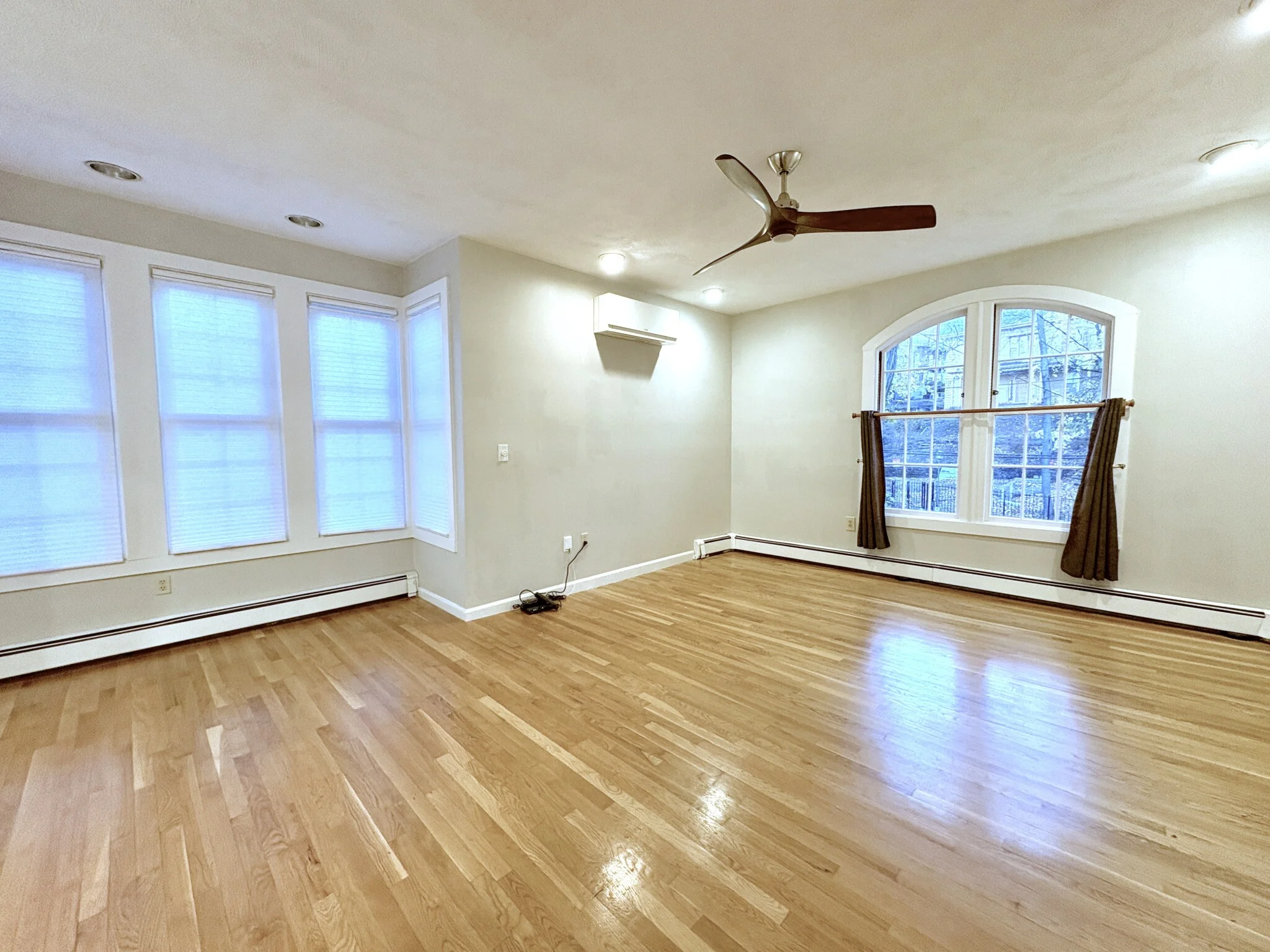 120 Highland St, Roxbury