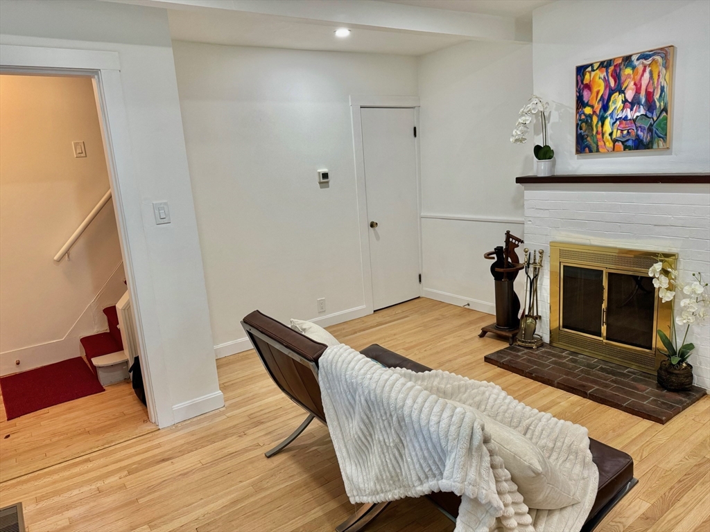 1001 Memorial Dr, Riverside