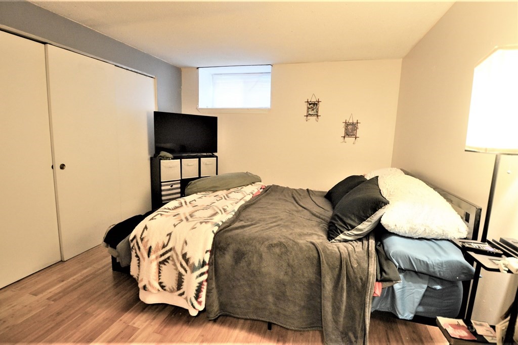 21 Kinross Rd, Brighton