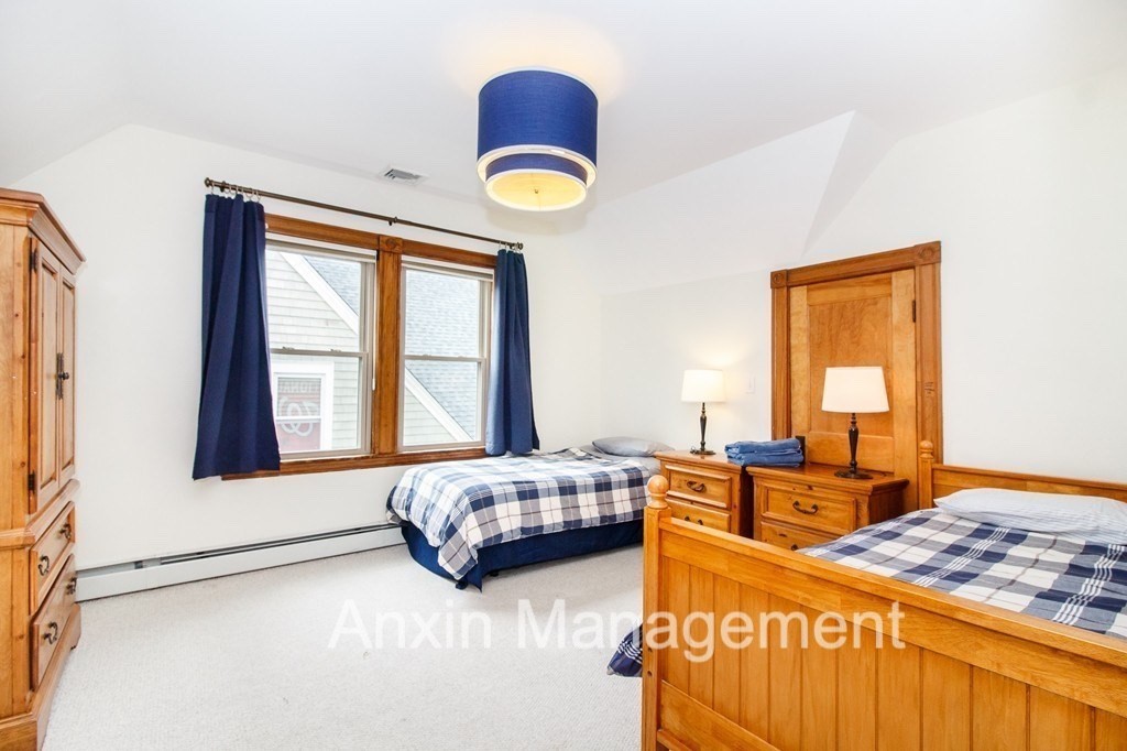 33 Mapleton St, Brighton