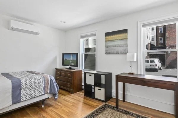 259 Silver St, South Boston